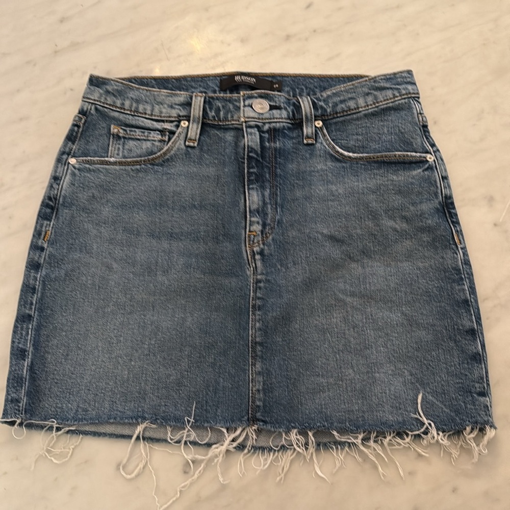 Hudson Viper Mini Blue Jean Skirt. Size 29. Like new.